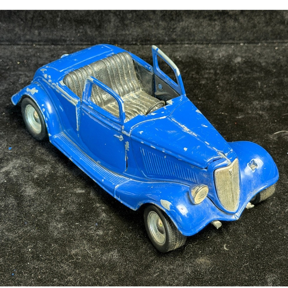 Vintage 1934 Ford 3-Window Coupe: Diecast 1:24 Scale, Blue - No. 68017 - Parts